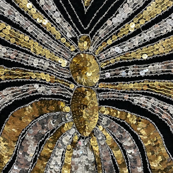 Vintage Joie de Vie Night N’ Day Intimates Sequin Butterfly top - Picture 2 of 7